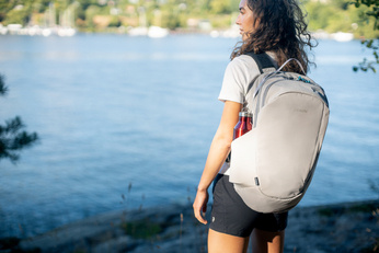 Anti-theft 25L Pacsafe ECO Econyl® travel backpack - grey