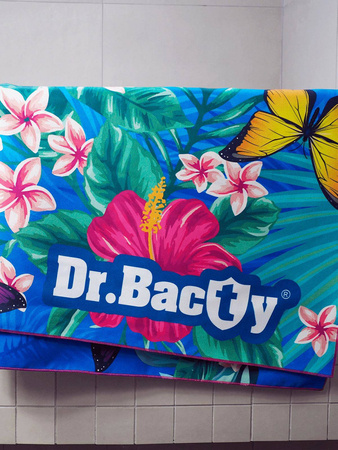 Beach towel with double-sided antibacterial coating Dr. Bacty 60x130 - toucan.