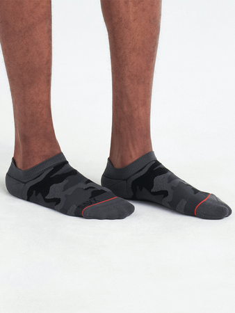 Men's ankle socks with cotton SAXX - black camouflage.