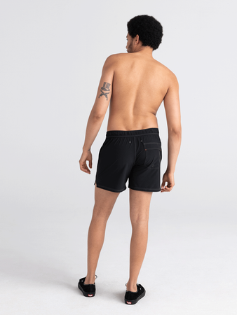 Herren Badeshorts mit 2-in-1 Taschen SAXX OH BUOY 2-in-1 Shorts - Schwarz.