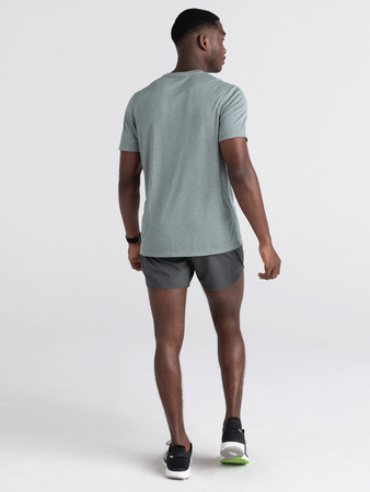 Laufshorts mit 2-in-1 Unterwäsche SAXX HIGHTAIL - grau.