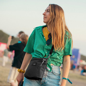 Pacsafe GO anti-theft pouch bag - black