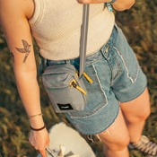 Torebka miejska na ramię antykradzieżowa Pacsafe Go - miętowa