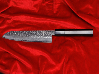 Exclusive Aka Tori Tokyo Black 7" Santoku Knife – Damascus Steel Business Gift with Custom Engraving Option