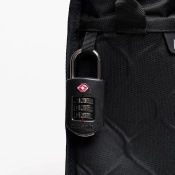 Sejf przenośny antykradzieżowy 16 l Pacsafe Travelsafe X15 - czarny