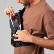 Pacsafe Vibe 150 anti-theft backpack - black