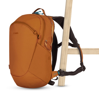 Wasserdichter, diebstahlsicherer Rucksack 18l Pacsafe ECO CX Econyl® - orange