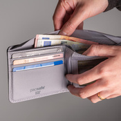 Pacsafe® RFIDsafe™ RFID blocking bifold wallet - coastal blue