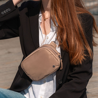 Small 2-in-1 anti-theft women's handbag Pacsafe W - beige