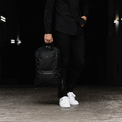 Plecak miejski antykradzieżowy Pacsafe Metrosafe X 20 l - czarny