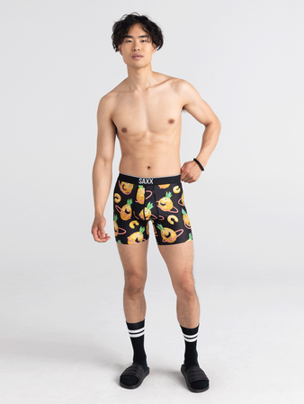 Bokserki męskie sportowe SAXX VOLT Boxer Brief ananas z hula-hop – czarne