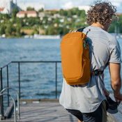 Pacsafe eco 12l anti-diebstahl-einzelschulter-rucksack - econyl orange