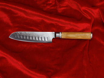 Ekskluzywny Nóż Santoku Aka Tori Kyoto Olive 5" ze Stali Damasceńskiej – Prezent Biznesowy z Opcją Graweru