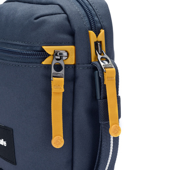 Pacsafe Go Anti-Diebstahl-Umhängetasche - marineblau