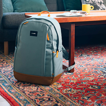 Pacsafe Go 25 l Anti-Diebstahl-Stadt-Rucksack - mint