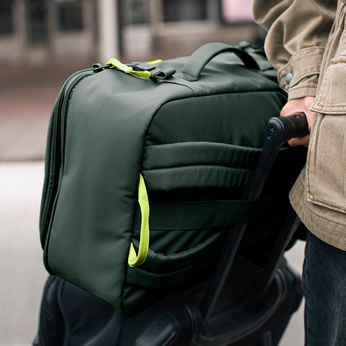 Plecak kabinowy antykradzieżowy Pacsafe Go 34 l - zielony