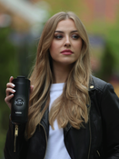 Auto Becher Dr. Bacty Notus für eine Frau - schwarz